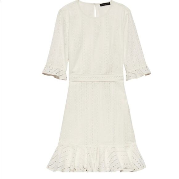 Banana Republic White Eyelet Ruffle Trim Dress Size 0  NWT - Picture 1 of 13